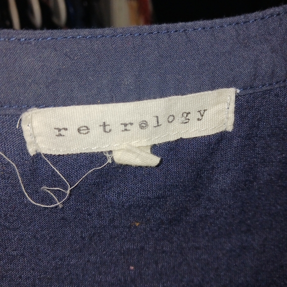 Top - Picture 6 of 6